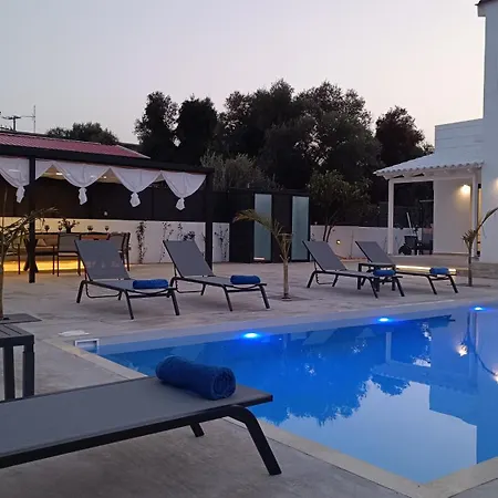 Villa Montis Sea View Heated Pool *